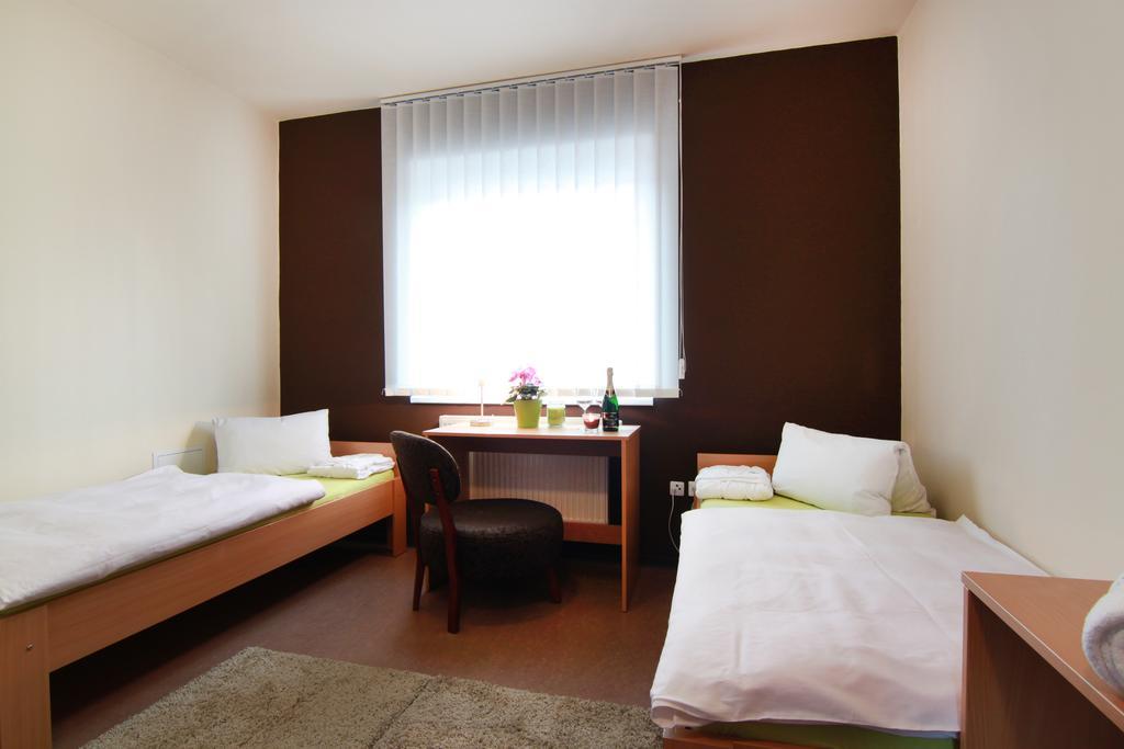 Отель Jbi Wellness Колин Номер фото